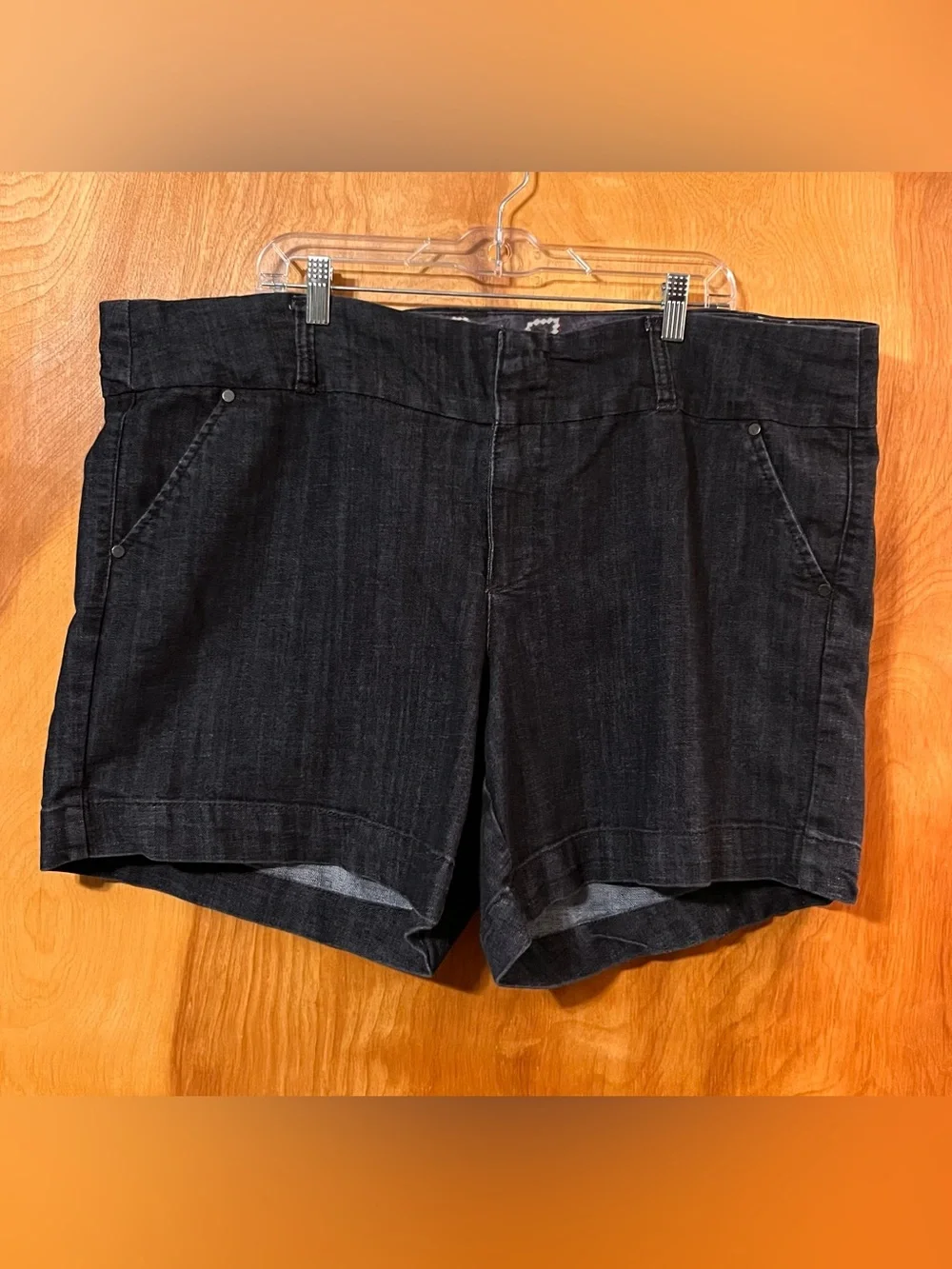 One 5 One Woman Dark Blue Denim Shorts Size 22W